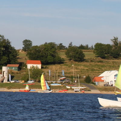 Photo de l'activité 'Activités nautiques' dans le secteur de Coucouron